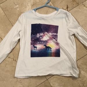 Girls graphic long sleeve tee in size large.